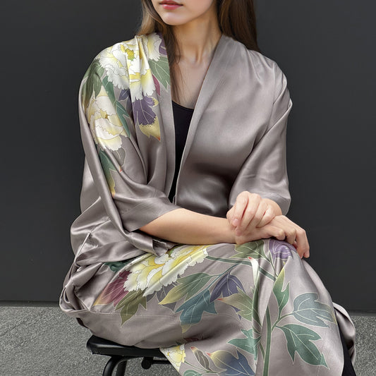 Premiere Silk Kimono - Botan Grey