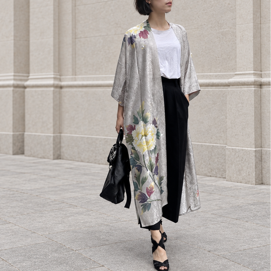 The Kimono Masterpiece Robe - KagaYuzen